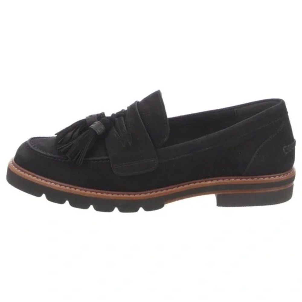 Stuart Weitzman Manila Tassel Loafer – Black Suede – Size 7.5